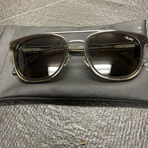Quay polarized sunglasses